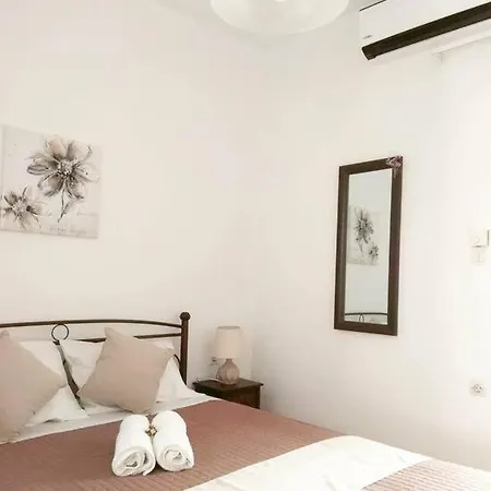 Archo's Place-best Location In The Old Town Vakantiehuis