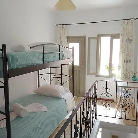 Archo's Place-best Location In The Old Town Vakantiehuis